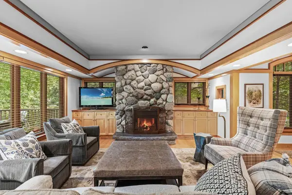 5955 Maple FRST, Minnetrista, MN 55364