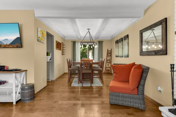 7660 Heritage RD, Eden Prairie, MN 55346