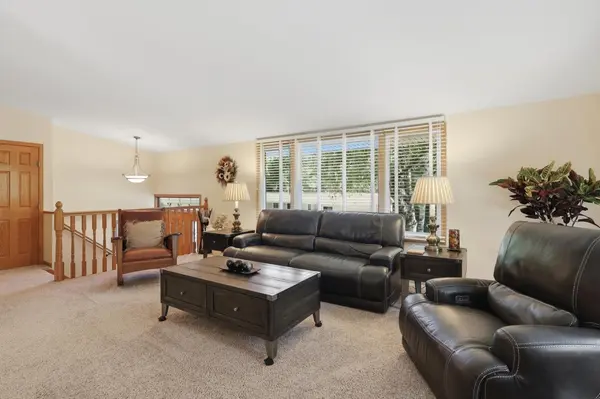 8716 Virginia AVE S, Bloomington, MN 55438