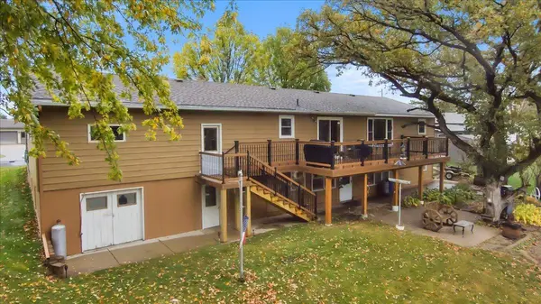 20611 Becker Lake CIR, Richmond, MN 56368