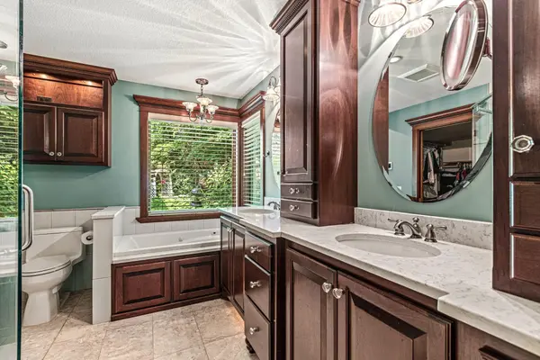 400 Creek Side DR SE, Saint Michael, MN 55376