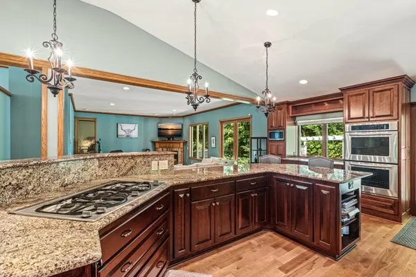 400 Creek Side DR SE, Saint Michael, MN 55376