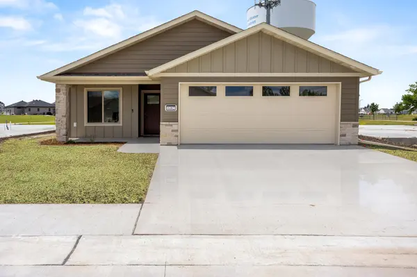 6456 Brekke WAY S, Fargo, ND 58104