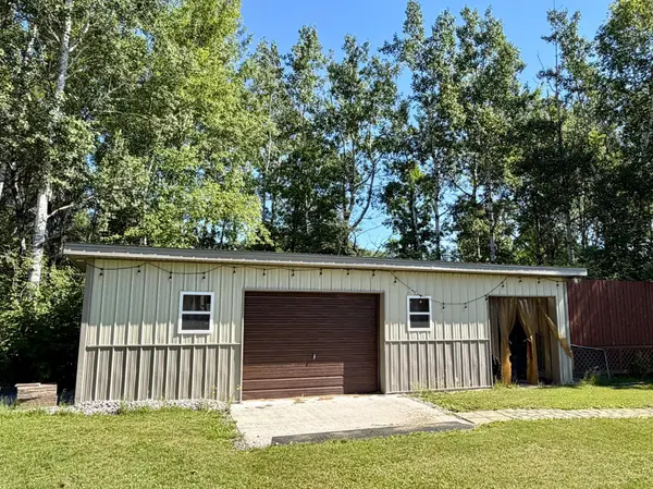 35103 570th AVE, Warroad, MN 56763