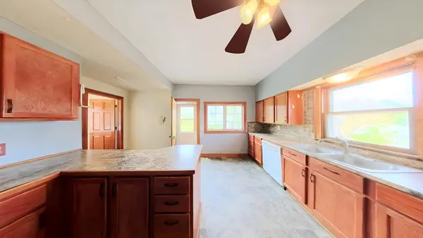 320 N 3rd ST, Le Sueur, MN 56058