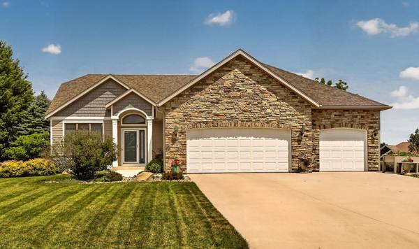 639 Donnington PL, Byron, MN 55920