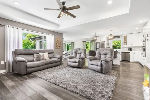 W1202 Oakridge CT, Spring Valley, WI 54767