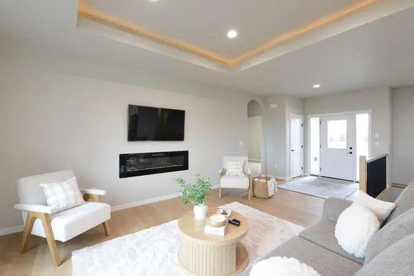 867 Harvest CIR, Horace, ND 58047