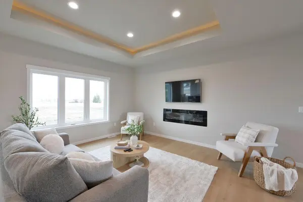 867 Harvest CIR, Horace, ND 58047