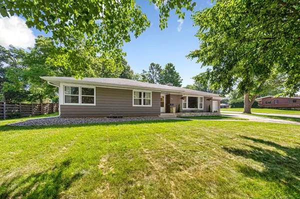 1071 Anderson PL, Owatonna, MN 55060