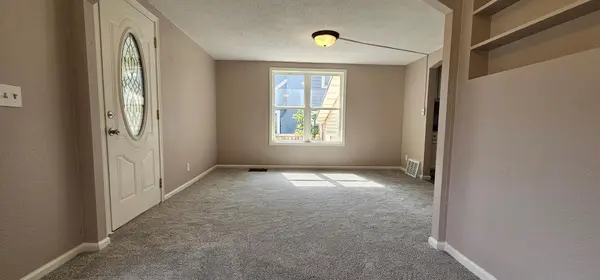 414 W Maple AVE, Fergus Falls, MN 56537