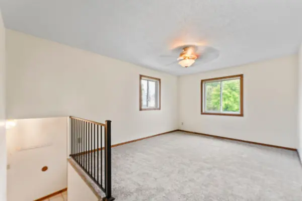 647 2nd ST NE, Blooming Prairie, MN 55917