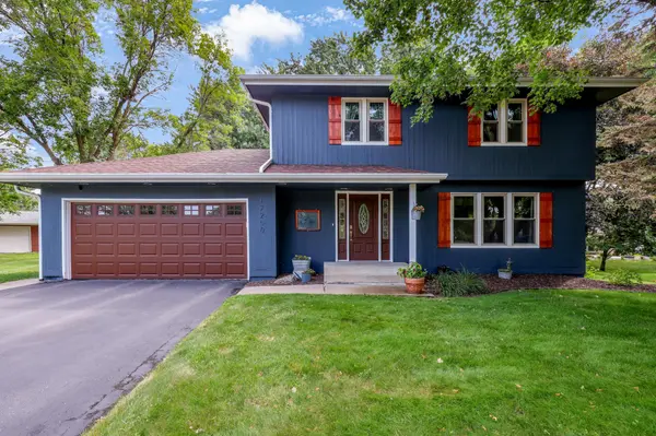 17200 Barberry CIR, Eden Prairie, MN 55346