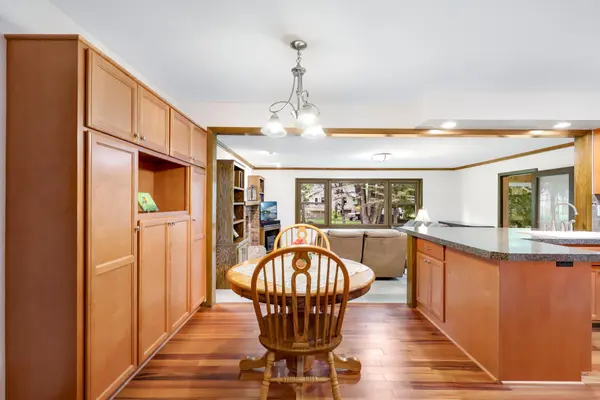 17200 Barberry CIR, Eden Prairie, MN 55346