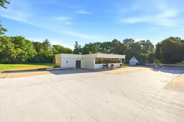176 W Main ST, Ellsworth, WI 54011