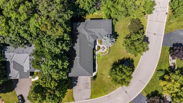 2888 Forest RDG, Chaska, MN 55318