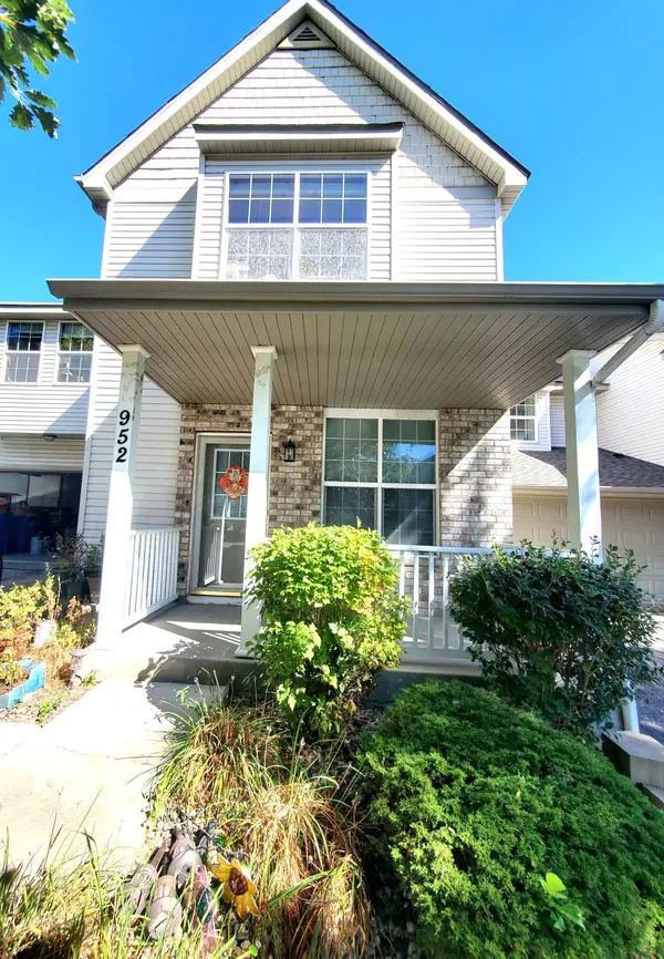 952 Conner ST, Chaska, MN 55318