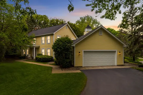 3620 James AVE, Deephaven, MN 55391