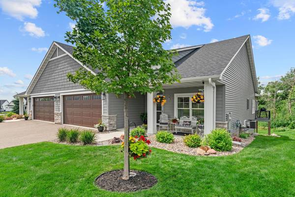 27100 Petes Hill TRL, Elko New Market, MN 55020