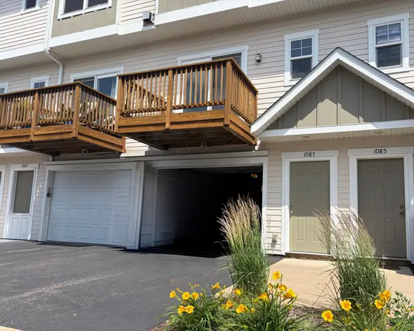 1087 Barclay ST, Saint Paul, MN 55106