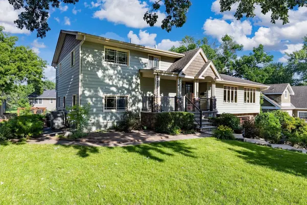 4011 Grimes AVE S, Edina, MN 55416