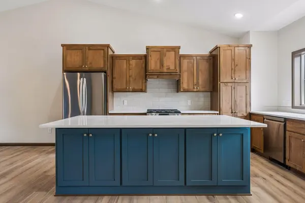 2699 128th AVE NW, Coon Rapids, MN 55448