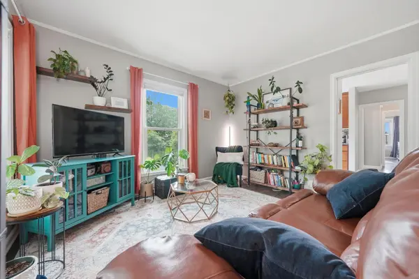 3952 Oakland AVE, Minneapolis, MN 55407