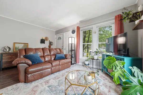 3952 Oakland AVE, Minneapolis, MN 55407