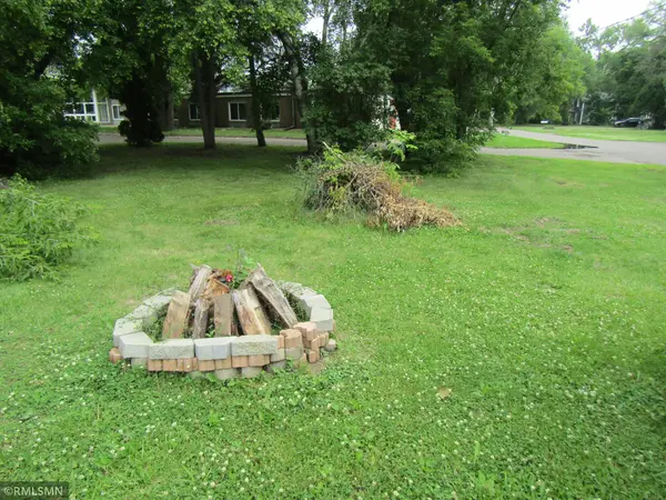 25 W 7th ST, Rush City, MN 55069