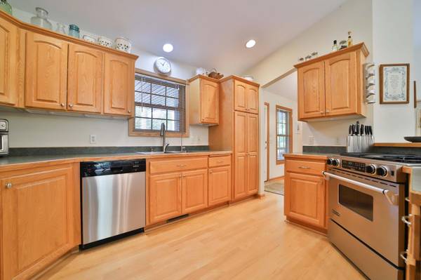 8553 Waseya Woods DR, Nisswa, MN 56468