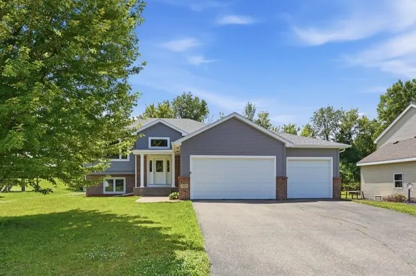 9155 Fairway Hill DR, Elko New Market, MN 55020