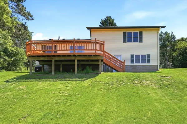 710 Kinney RD, Hudson, WI 54016