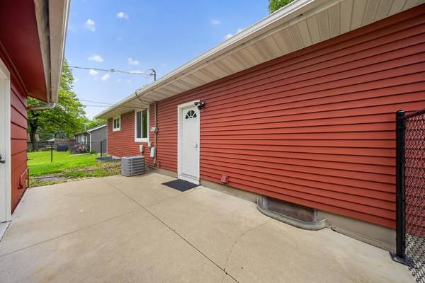 403 3rd AVE NE, Byron, MN 55920