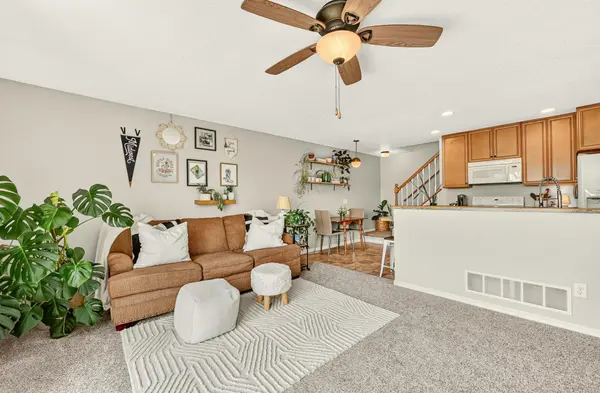 687 Shardlow PL NE, Byron, MN 55920