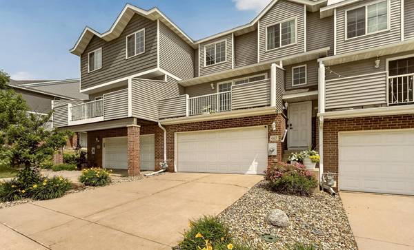 687 Shardlow PL NE, Byron, MN 55920