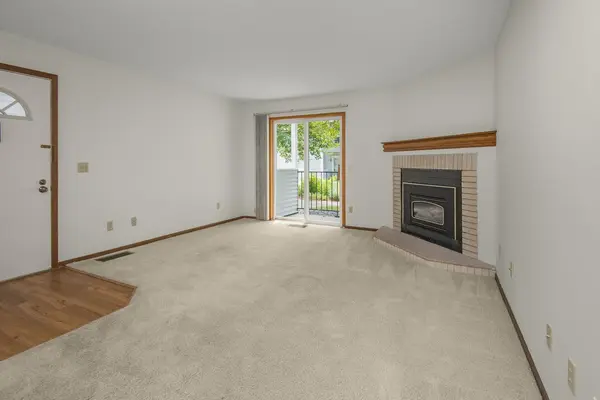 1740 Pleasant ST #B, Lauderdale, MN 55113