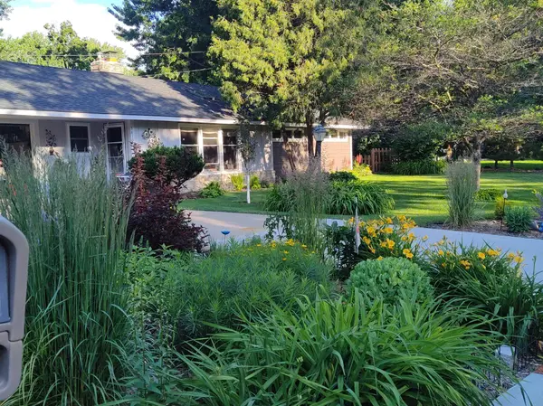 3410 Meadow LN, Minnetonka, MN 55345