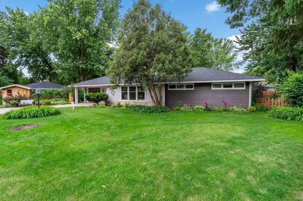 3410 Meadow LN, Minnetonka, MN 55345