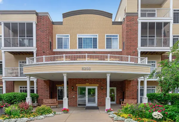 8200 W 33rd ST #323, Saint Louis Park, MN 55426