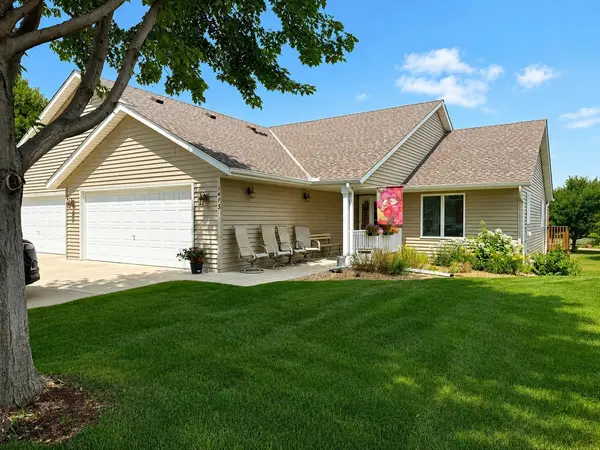 1473 General Sieben DR, Hastings, MN 55033