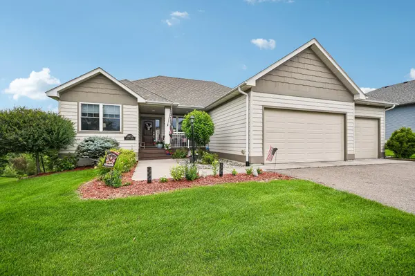 31473 Marvin AVE, Lindstrom, MN 55045