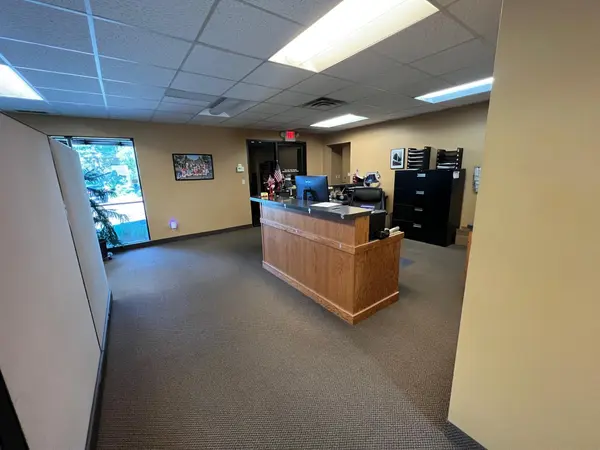4976,4978 and 4980 Lincoln DR, Edina, MN 55436