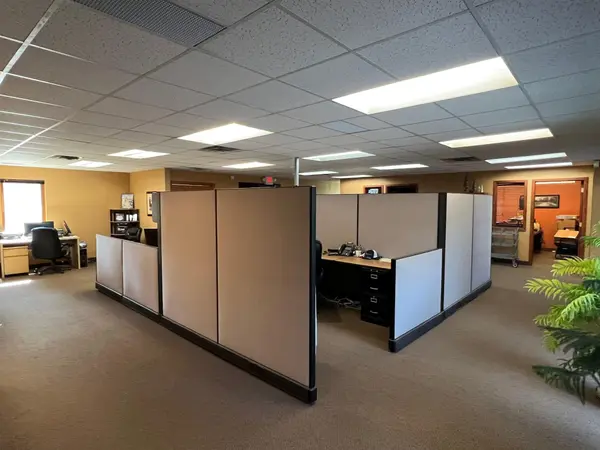 4976,4978 and 4980 Lincoln DR, Edina, MN 55436