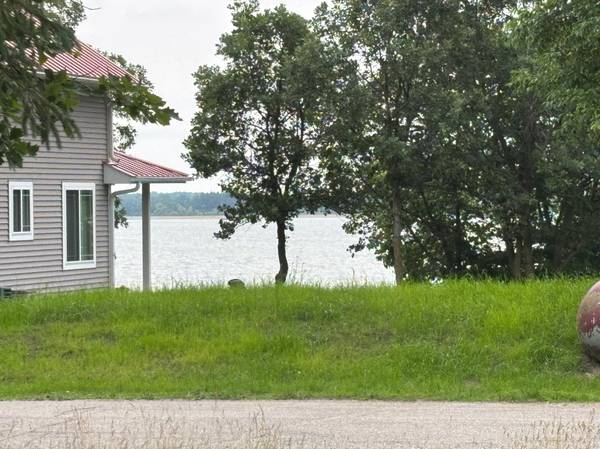 15876 Sandy Beach RD SE, Mentor, MN 56736