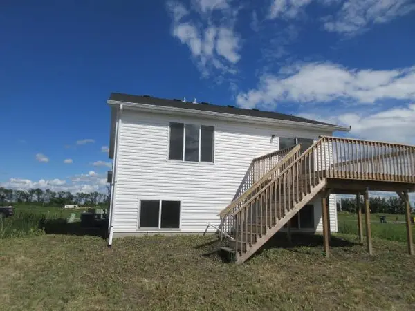 7015 Benji LN, Horace, ND 58047