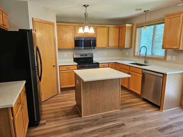 3090 212th ST W, Farmington, MN 55024