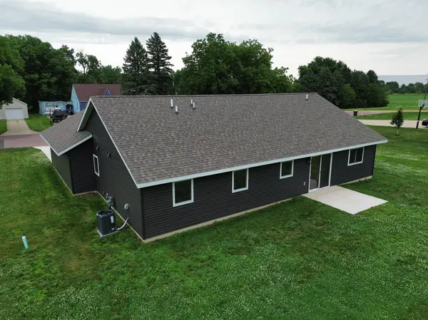 141 Washington ST, Walnut Grove, MN 56180