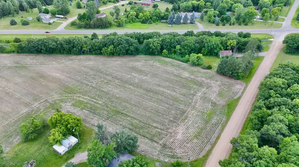 557 222nd ST E, Saint Cloud, MN 56301
