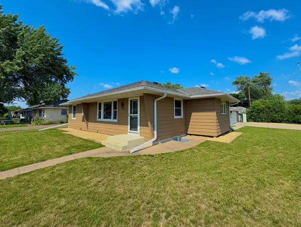 8485 Granada AVE S, Cottage Grove, MN 55016