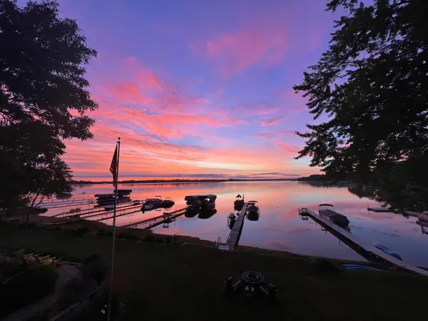 4296 Cottage Park RD, White Bear Lake, MN 55110